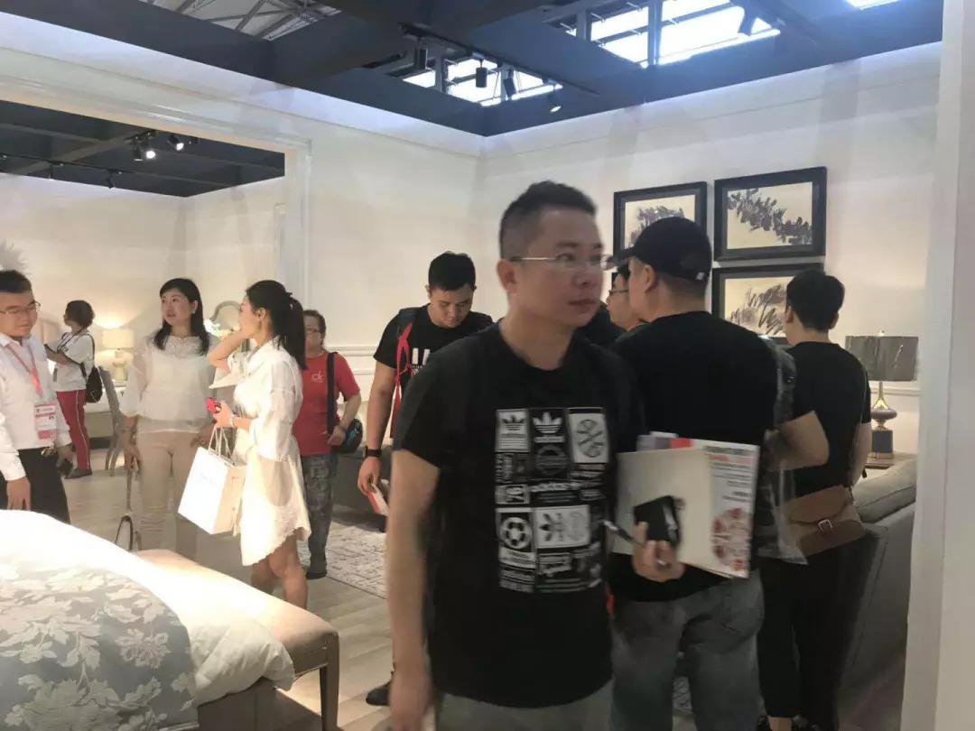 环美雷格西跟什么牌子一个档次,美国品牌环美雷格西家具的讲解