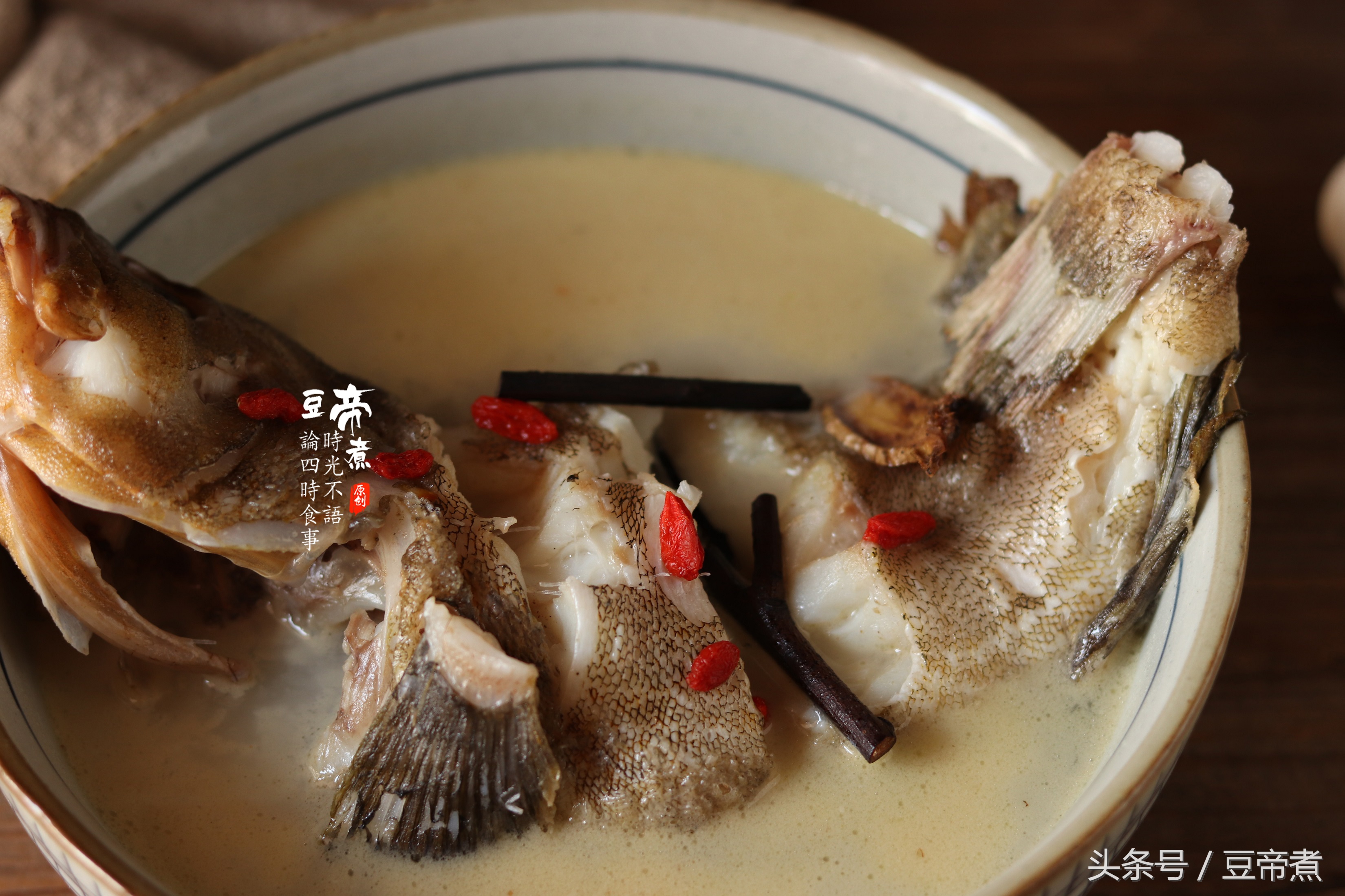 鱼汤怎么做才鲜美好喝,鱼汤怎么烧比较好喝