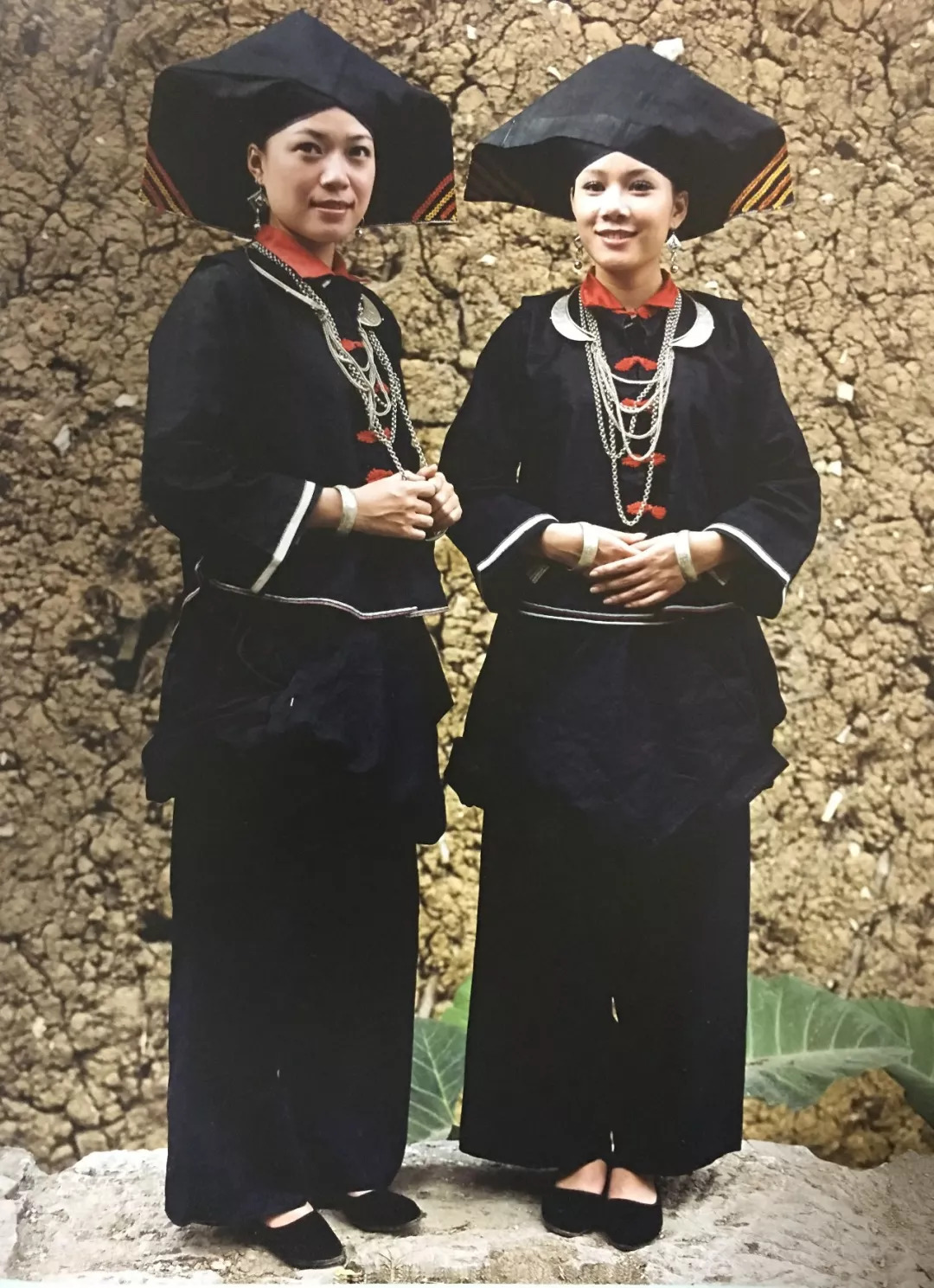 广西壮族服饰,广西百色壮族服饰