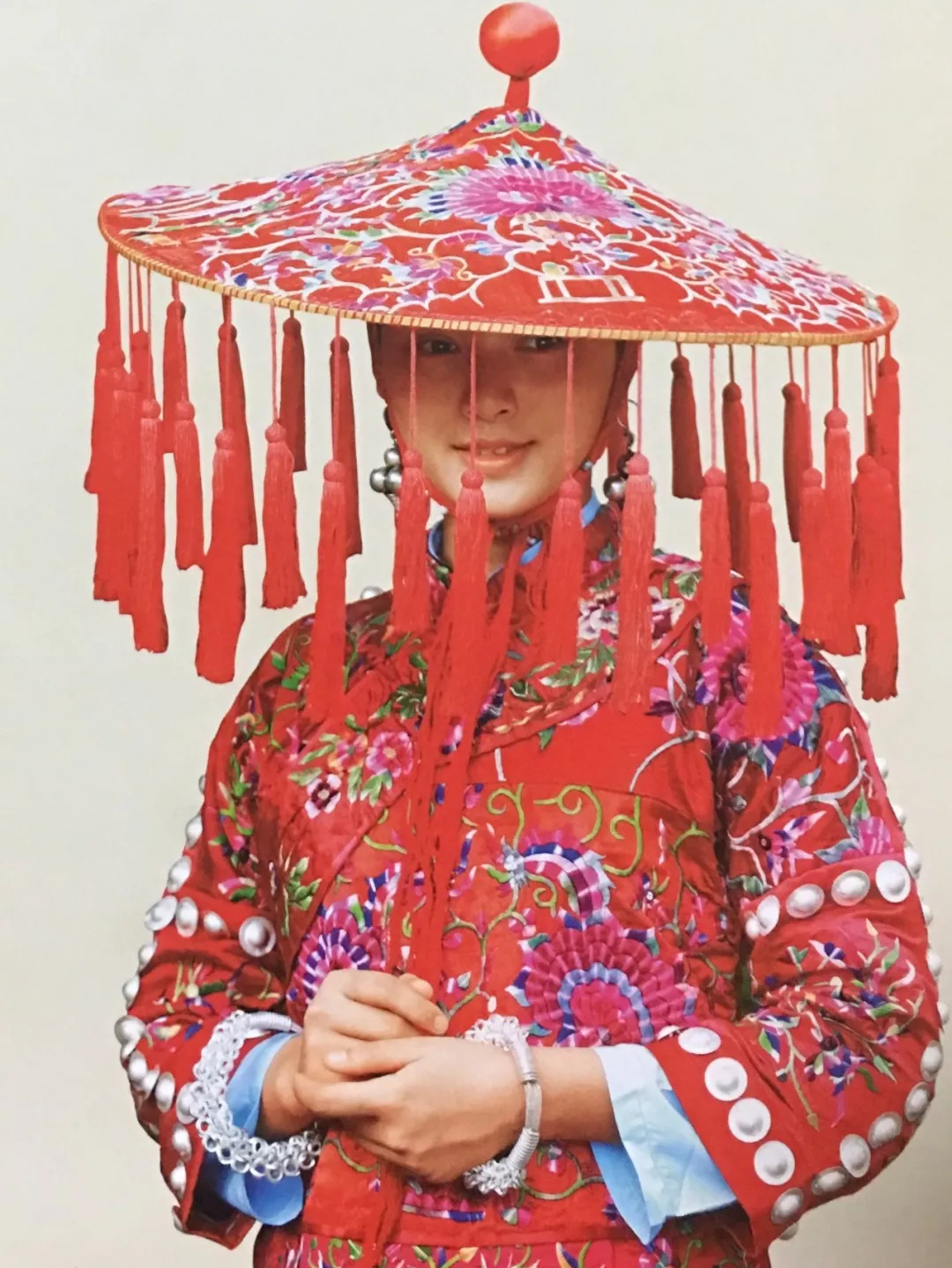 广西壮族服饰,广西百色壮族服饰