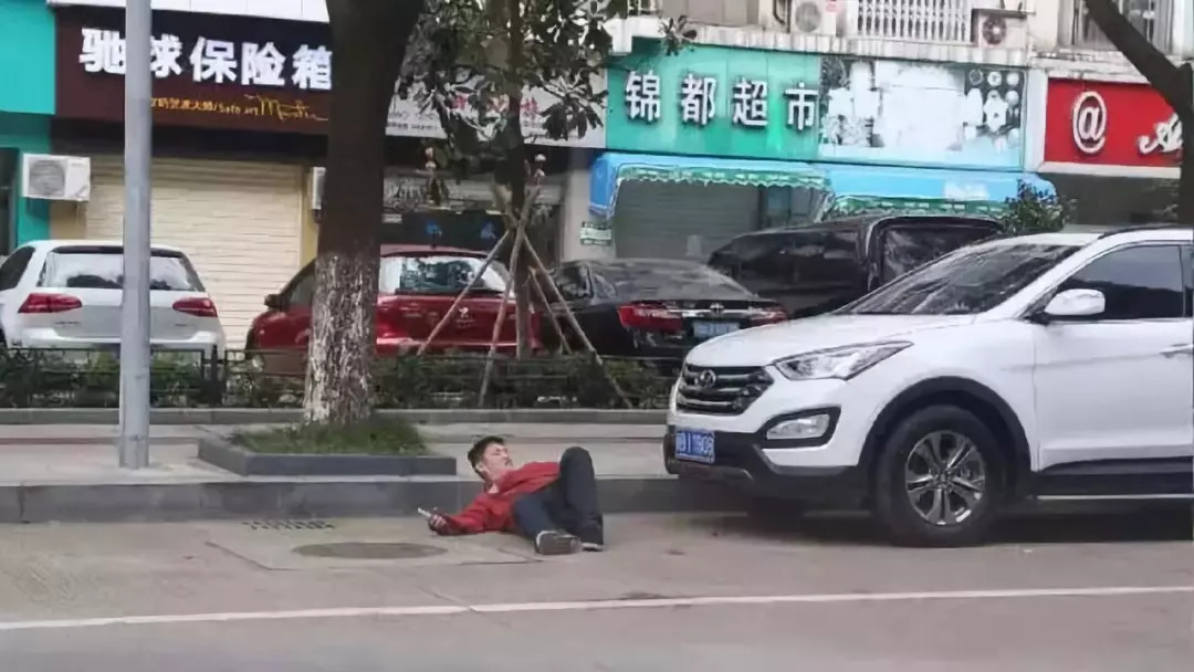 车主撞死碰瓷者,不小心撞伤了碰瓷者要担责吗