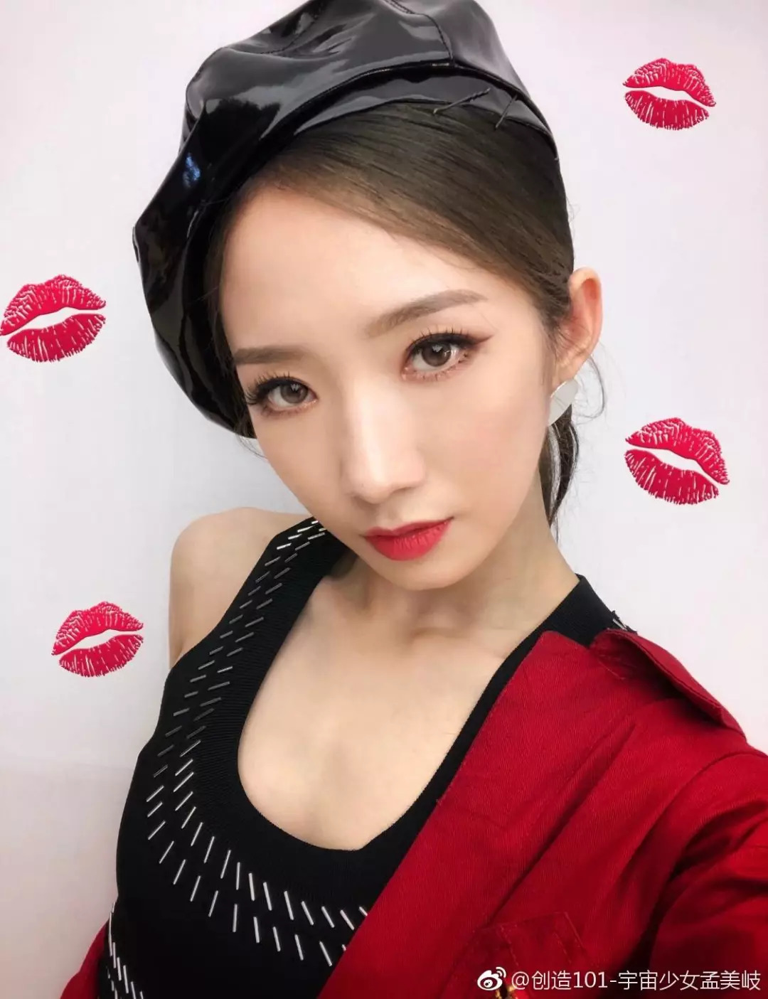 孟美岐眼妆心机不输石原里美,孟美岐直播眼妆