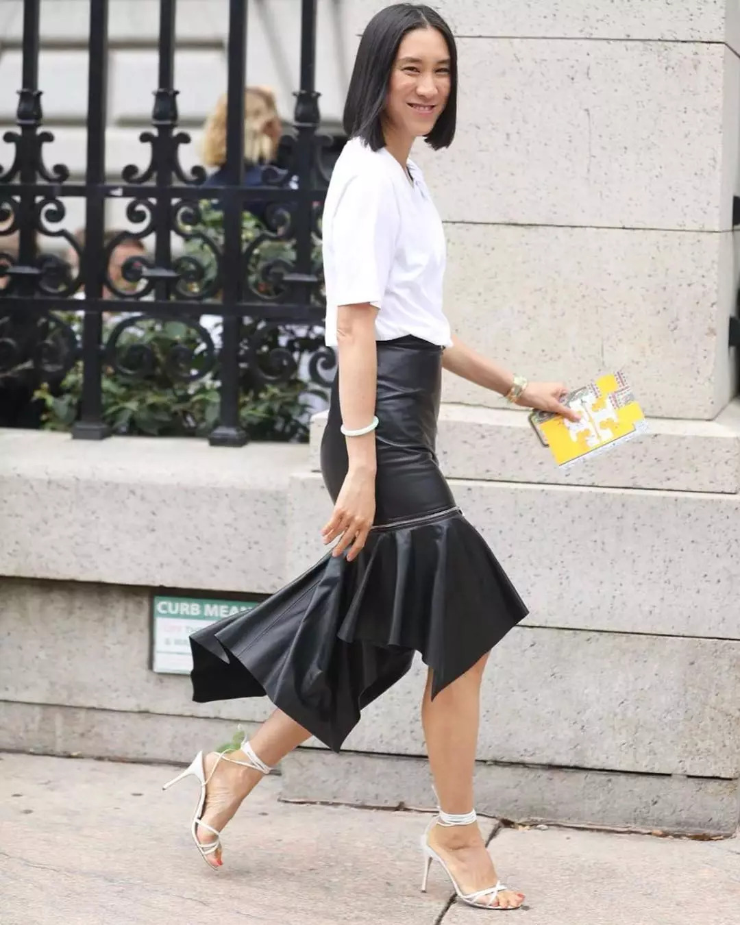 皮一下才开心歌曲,听说皮肤细腻的人都怕痒