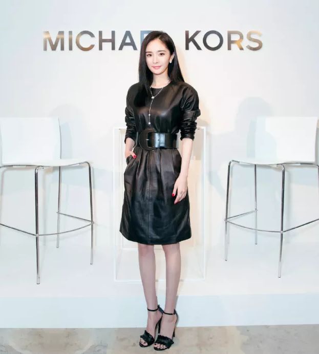 皮一下才开心歌曲,听说皮肤细腻的人都怕痒