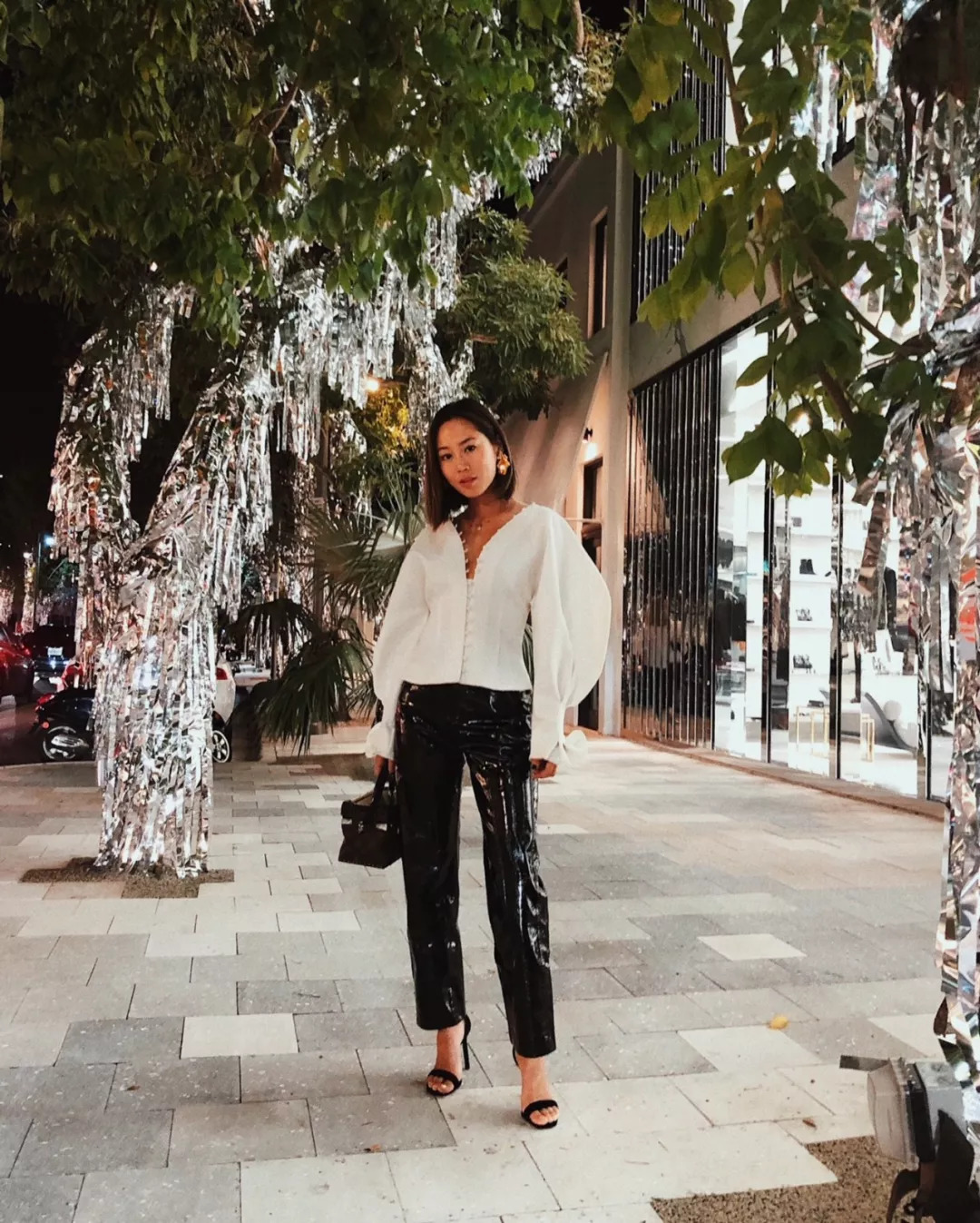 皮一下才开心歌曲,听说皮肤细腻的人都怕痒