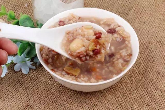 体内有血瘀怎么办吃哪些中药好,血瘀体质吃什么能活血化瘀