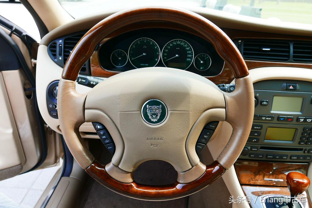 腔调与情怀彰显品位的奢华JAGUARX-TYPE