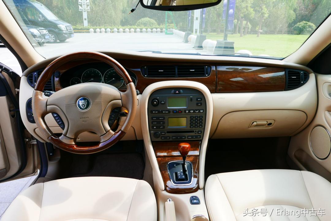 腔调与情怀彰显品位的奢华JAGUARX-TYPE