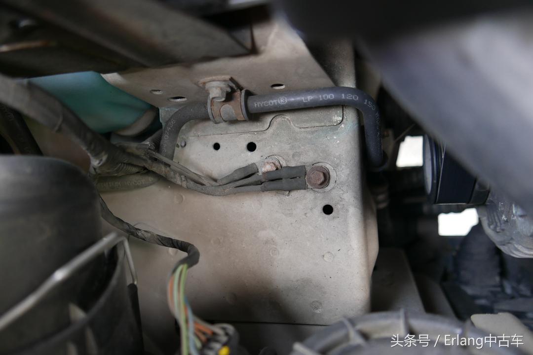 腔调与情怀彰显品位的奢华JAGUARX-TYPE