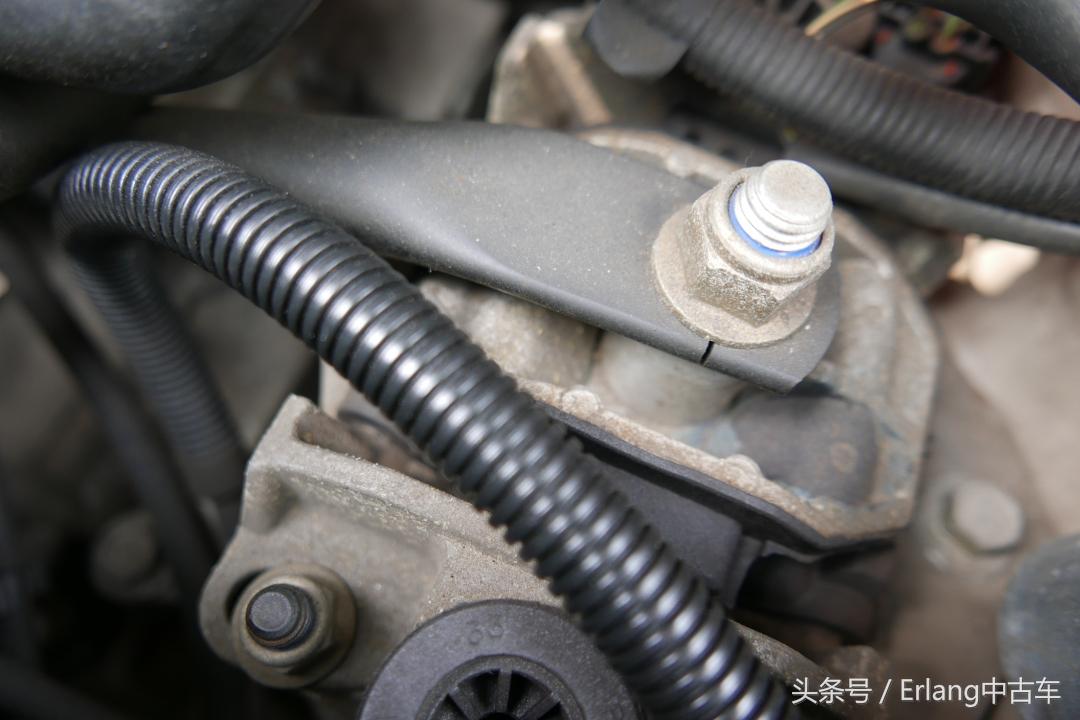 腔调与情怀彰显品位的奢华JAGUARX-TYPE