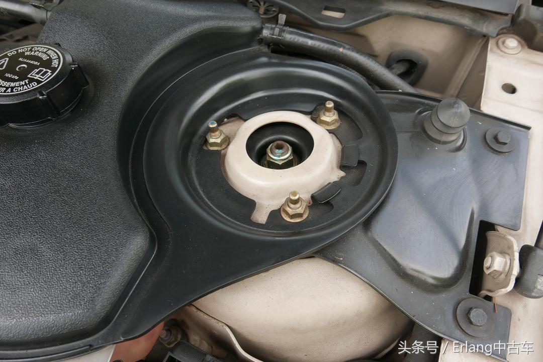 腔调与情怀彰显品位的奢华JAGUARX-TYPE