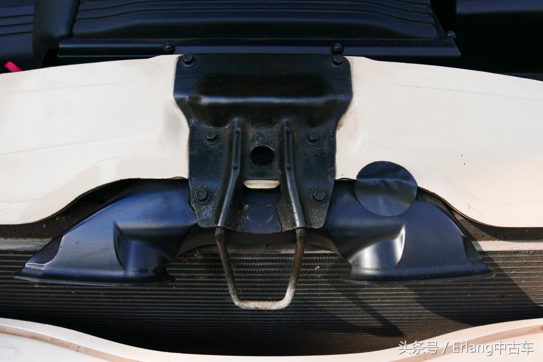 腔调与情怀彰显品位的奢华JAGUARX-TYPE