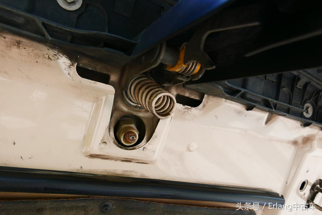 腔调与情怀彰显品位的奢华JAGUARX-TYPE