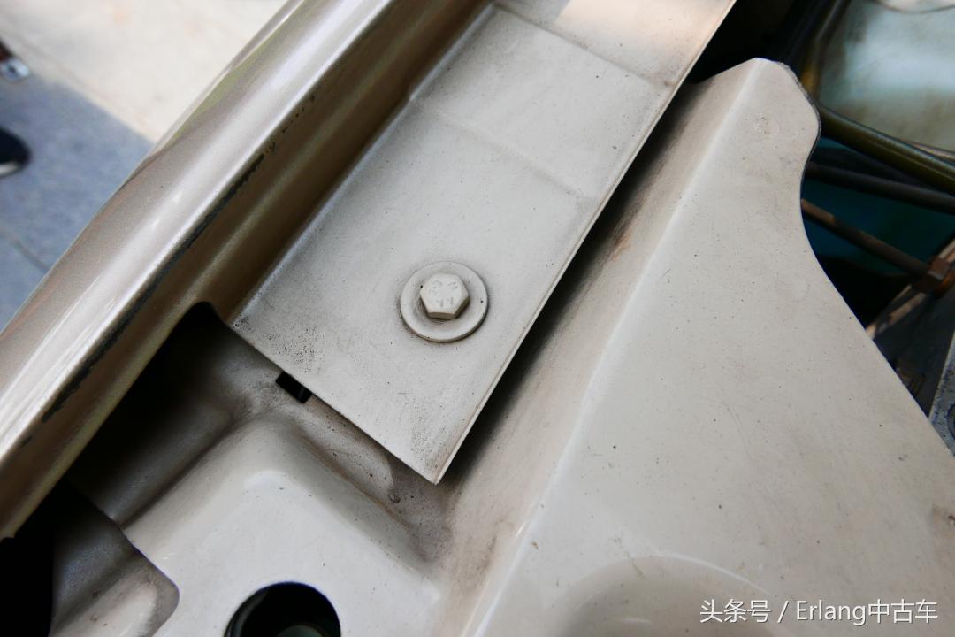 腔调与情怀彰显品位的奢华JAGUARX-TYPE