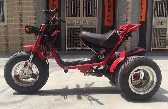 本田正三轮，据说国内就一台，小伙万元入手，却被骂人傻钱多