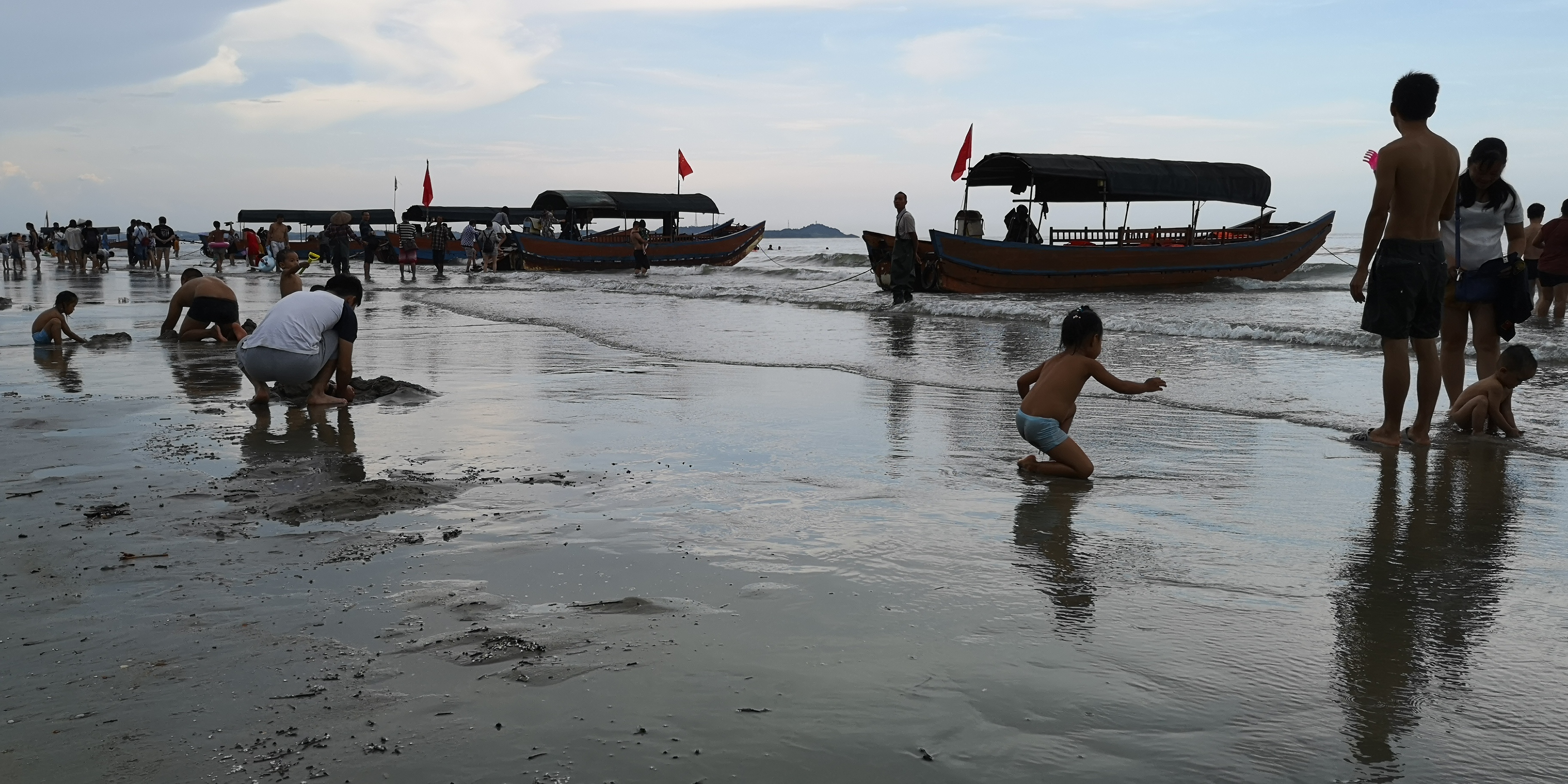 银滩吃海鲜攻略,银滩海鲜大餐推荐
