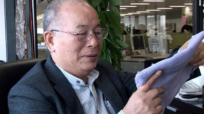 80岁仍旧“玩时尚”？一生一事，小小袜子做成大事业