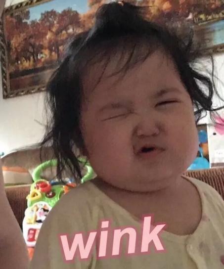 80岁仍旧“玩时尚”？一生一事，小小袜子做成大事业