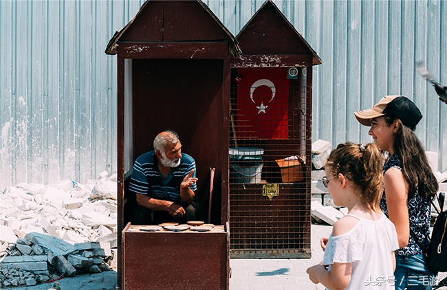 里拉暴跌,里拉大跌土耳其购物