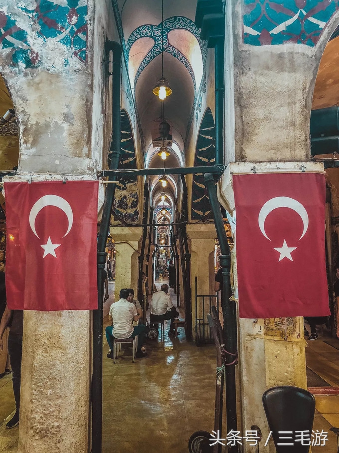 里拉暴跌,里拉大跌土耳其购物