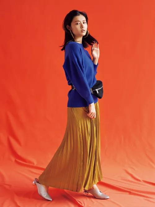 英伦圆头中跟粗跟单鞋搭配,新款圆头平底鞋秋季穿搭