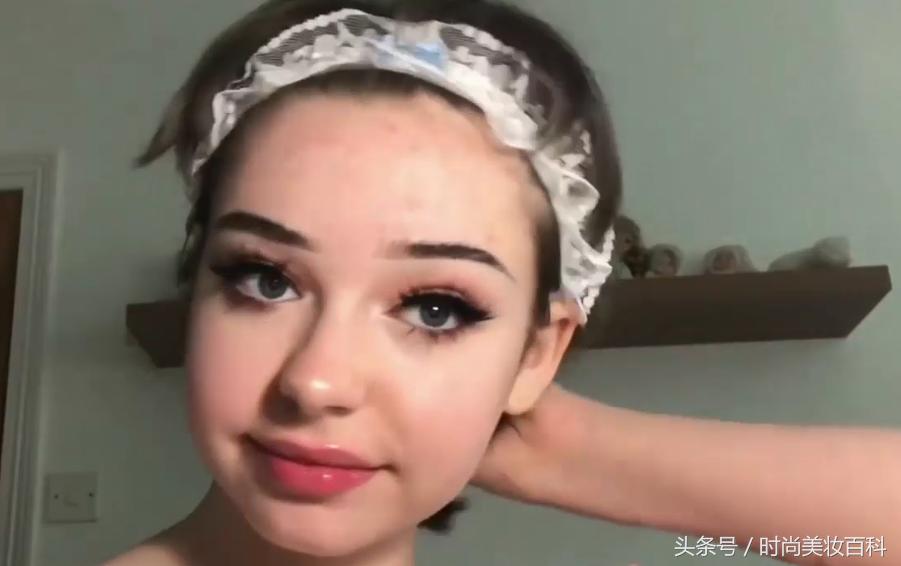 新手化妆如何找到适合自己的妆容,新手化妆简单好看的妆容教程