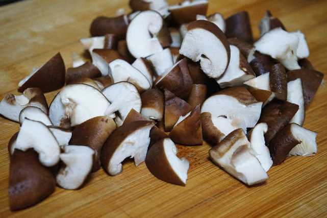 去除鸭肉腥味的调料有哪些,去掉鸭肉的臭味小秘方