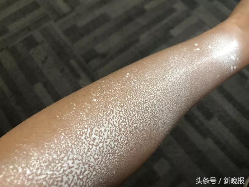 抖音美白神器一喷就白,抖音最火的保湿喷雾