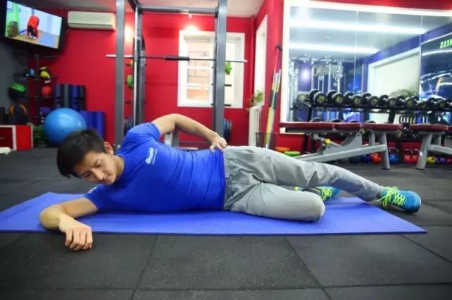 x型腿腿不直怎么办,x型腿o型腿的原因