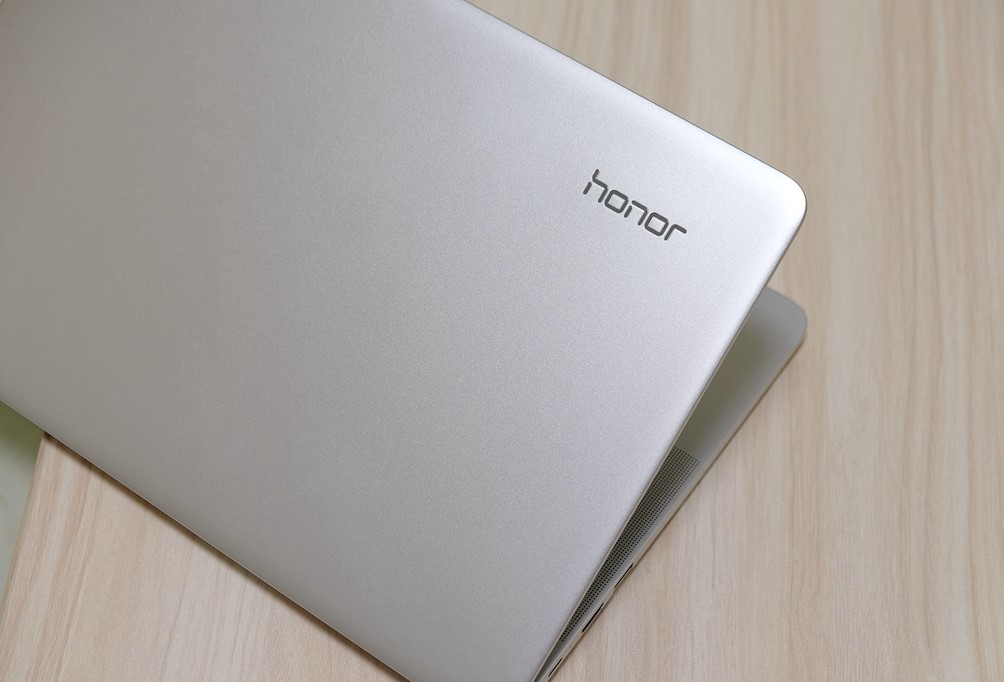 荣耀magicbook锐龙3500u版评测,戴尔灵越14pro和荣耀magicbookv14