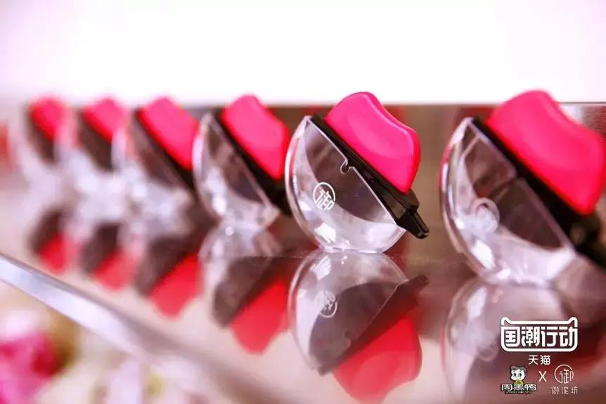 润唇膏大白兔奶糖味,大白兔奶糖和老干妈