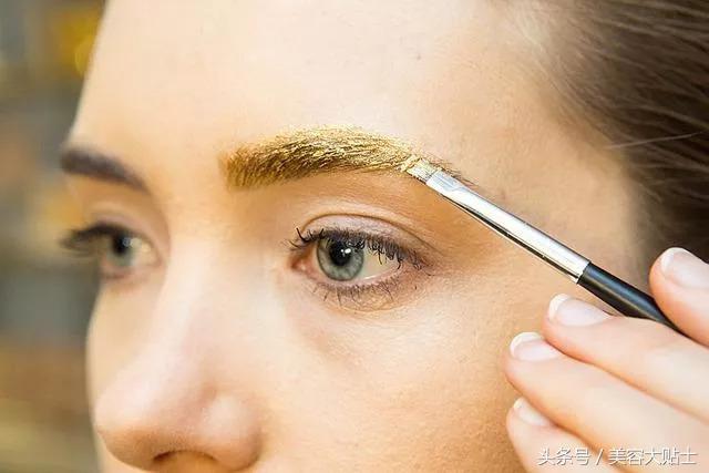 3d眉毛和野生眉哪个好看,颧骨突的适合什么眉毛