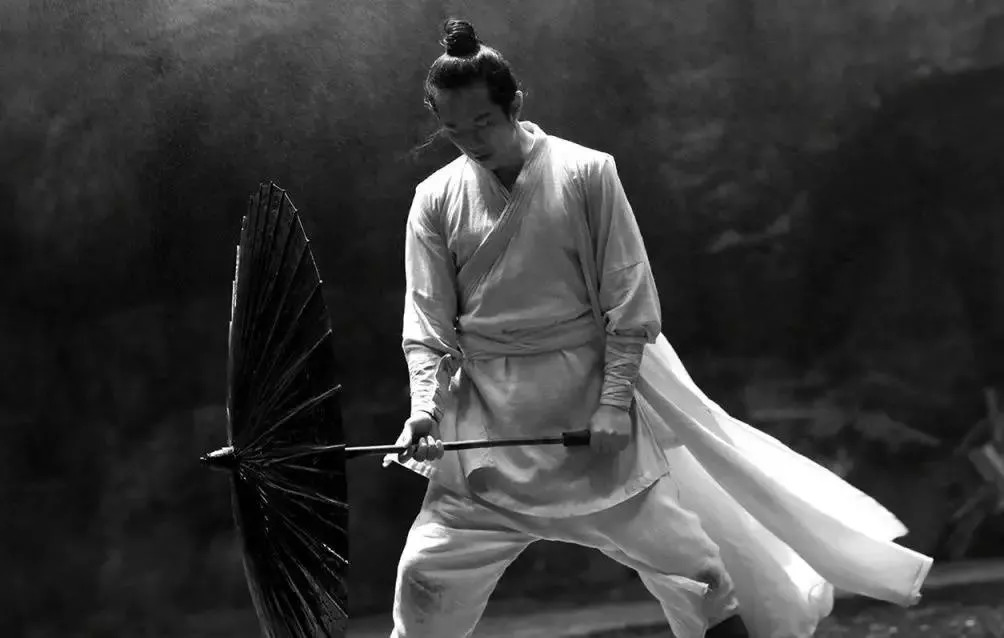 邓超为新戏暴瘦40斤，晕厥6次，网友：“简直是中国版阿米尔汗”