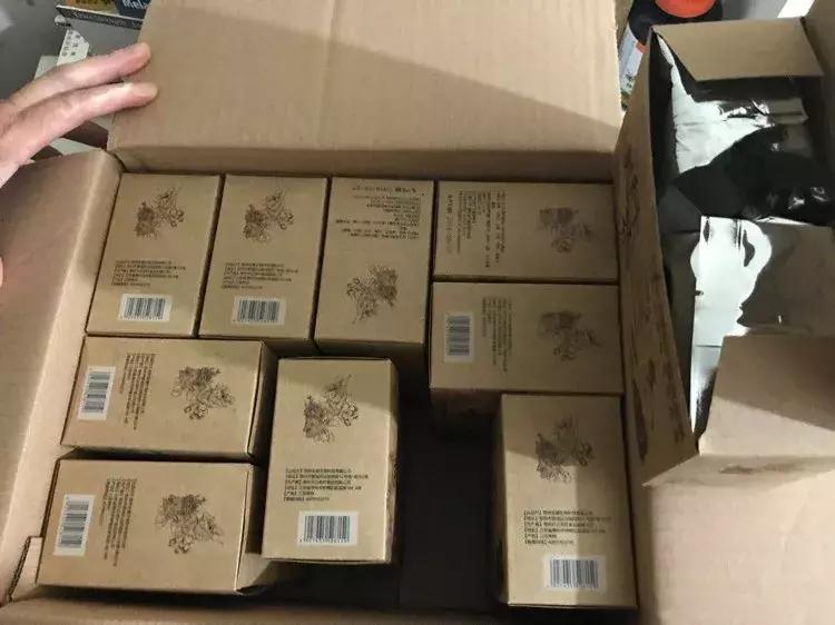 女生喝减肥茶暴瘦新闻,女子网购减肥茶