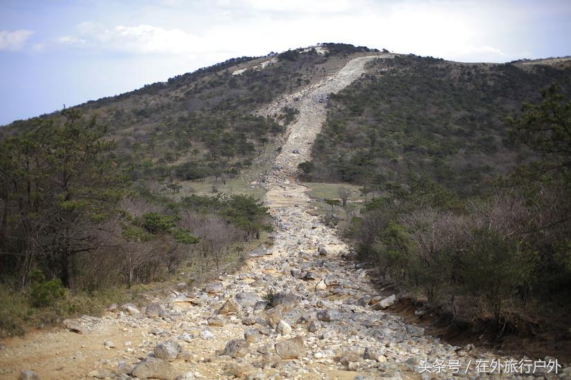将轻量化进行到底——20L背包的千八雪地露营