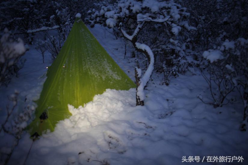 将轻量化进行到底——20L背包的千八雪地露营