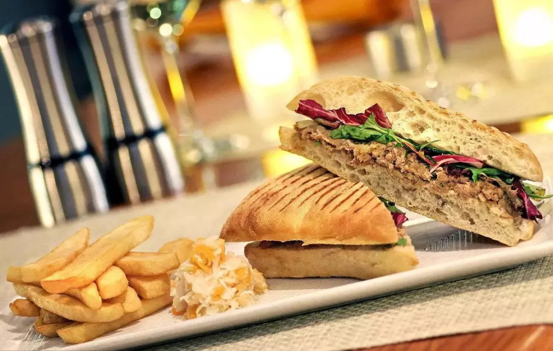 康师傅过去十年方便面销售量,康师傅方便面的目前市场状况