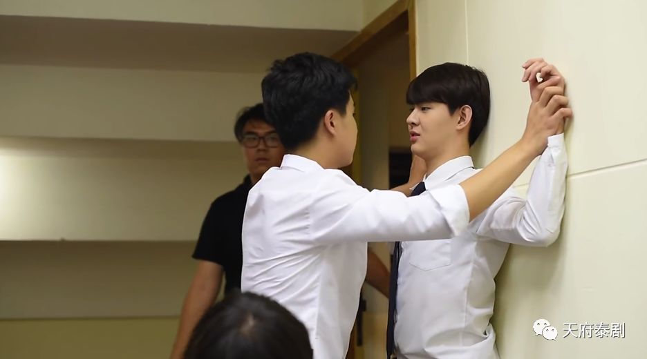 路漫漫其修远兮吾将上下而求索dj,路漫漫其修远兮什么意思