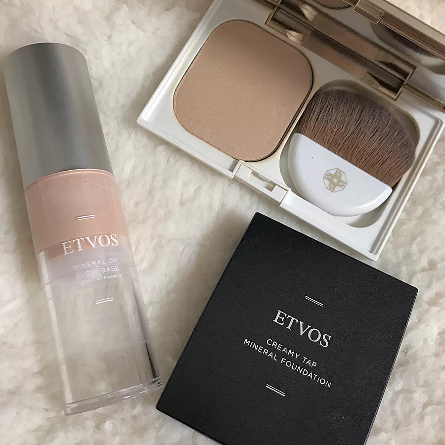 杨幂脸和手臂全涂了粉底,杨幂输给林允了吗