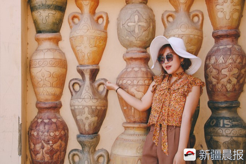 濂冲瓙杈炶亴鍋氭梾琛屽崥涓婚浂鏀跺叆,杈藉畞濂冲杈炶亴