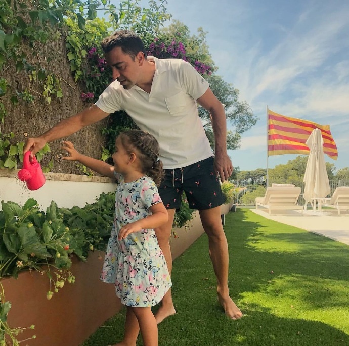 巴萨新赛季球衣24-25客场,巴萨下赛季客场球衣曝光