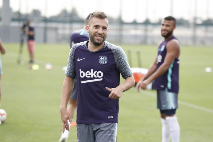 巴萨新赛季球衣24-25客场,巴萨下赛季客场球衣曝光