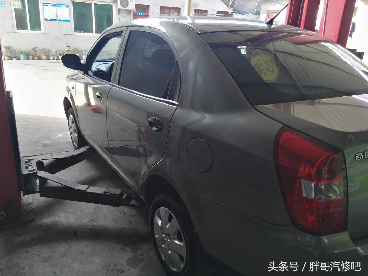 后轮刹车分泵漏油图片,鼓式刹车分泵漏油怎么关停