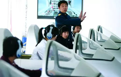 空军招收飞行学员啦！淮北的高中生这两天就有机会~