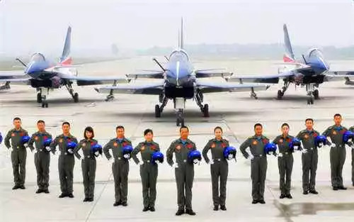 空军招收飞行学员啦!淮北的高中生这两天就有机会~