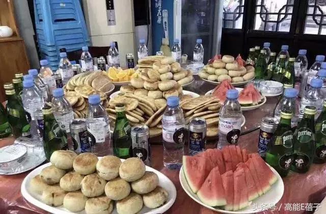 围观邓伦后援会的小学鸡平账水平后,我想给他们集资点智商