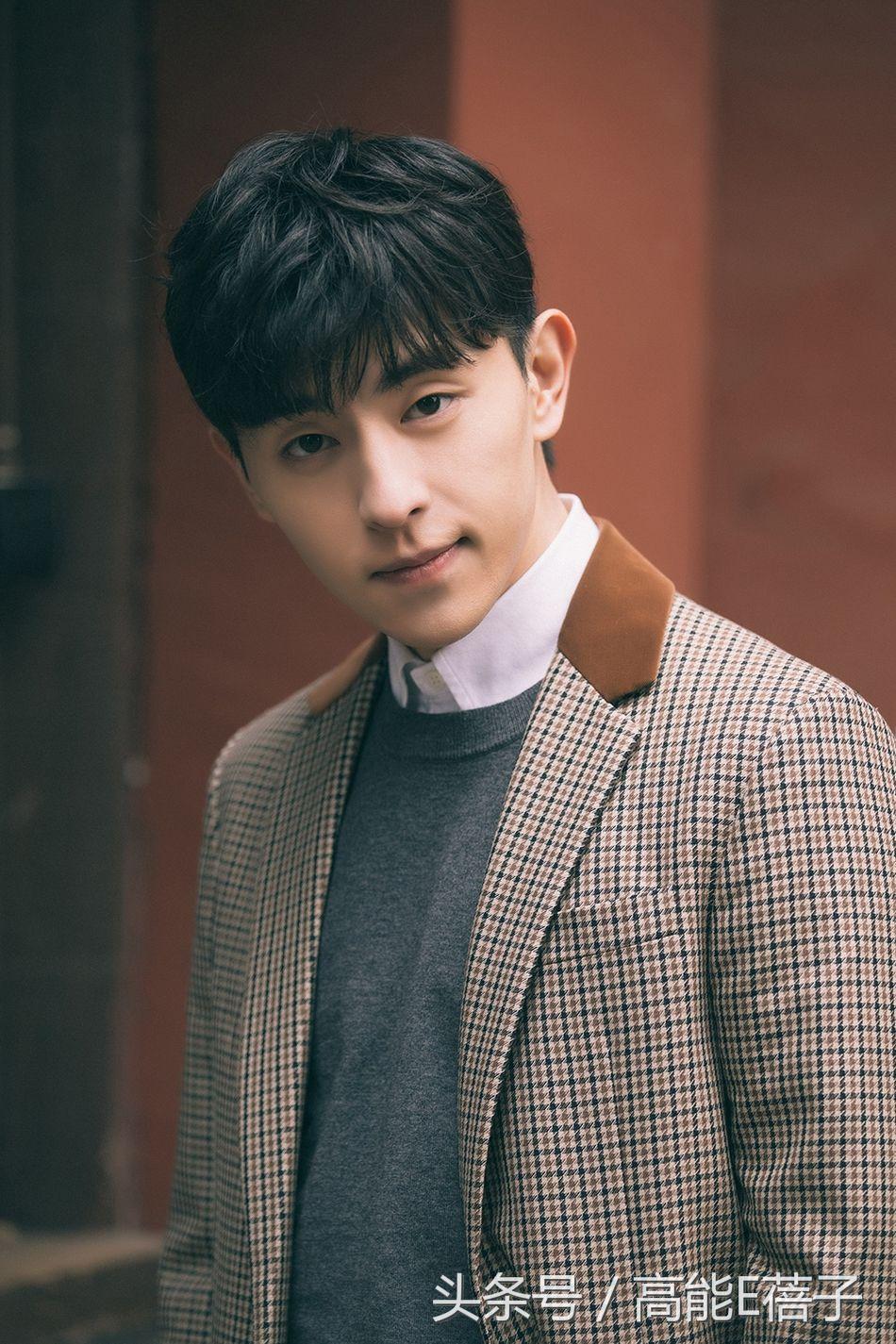 围观邓伦后援会的小学鸡平账水平后,我想给他们集资点智商