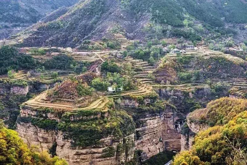 国内最撩人的20个金秋童话,国内最美的十大海滨城市