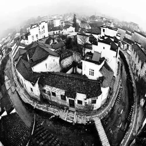 国内最撩人的20个金秋童话,国内最美的十大海滨城市