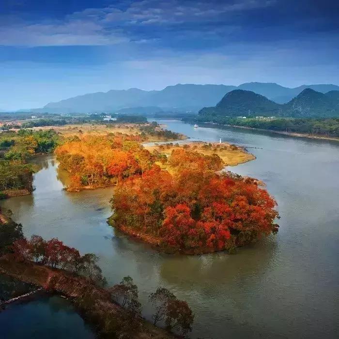 国内最撩人的20个金秋童话,国内最美的十大海滨城市